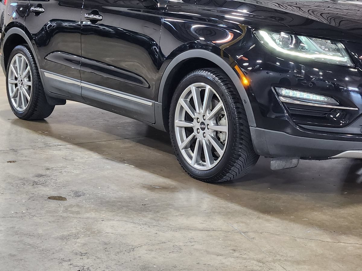 Used 2019 Lincoln MKC Reserve w/ MKC Technology Package FWD image 16