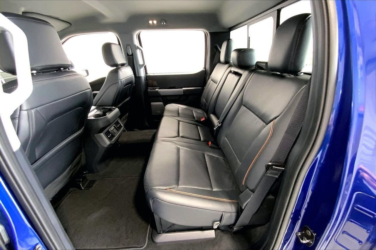 Used 2026 Ford F250 Lariat AWD/4WD image 19
