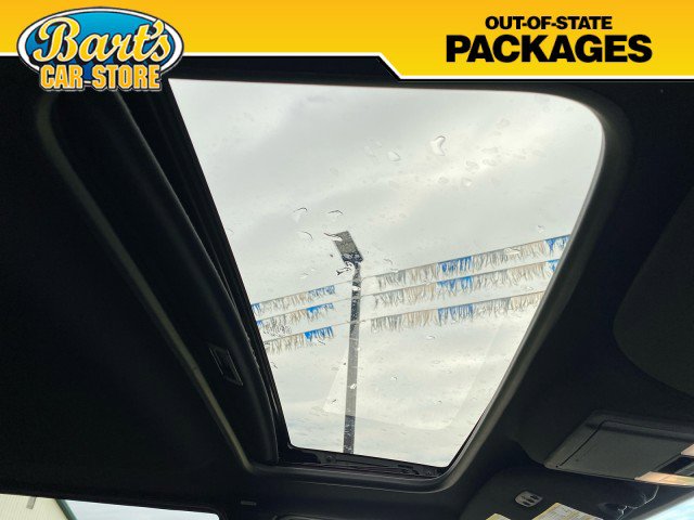 Used 2017 Lincoln Navigator Reserve image 19