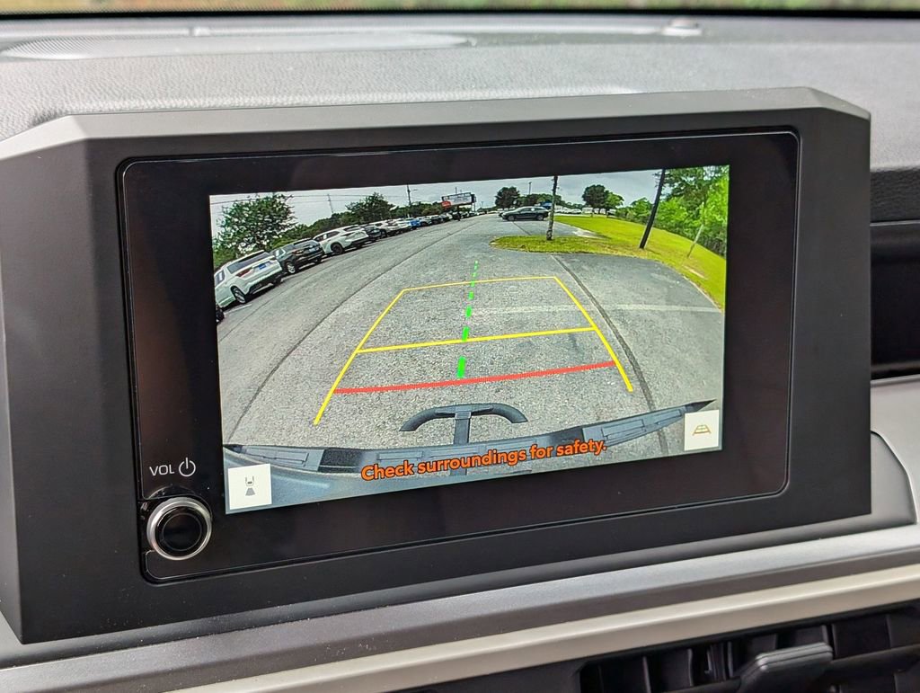 Used 2025 Toyota Tacoma SR5 AWD/4WD image 24