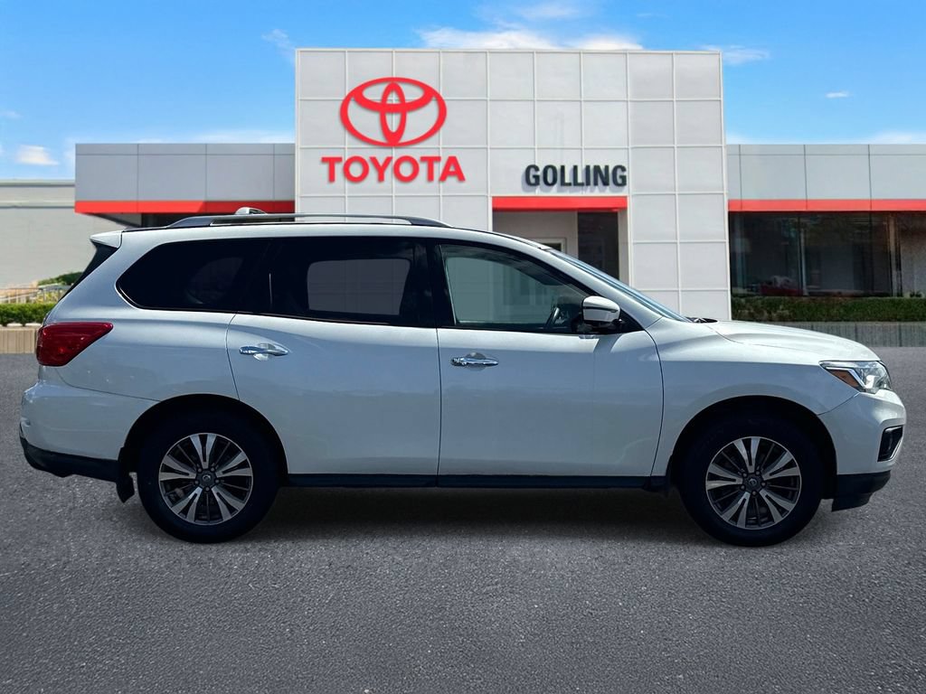 Used 2017 Nissan Pathfinder SL w/ SL Premium Package AWD/4WD image 6