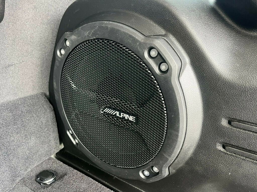 Used 2024 Jeep Wrangler Unlimited Sahara w/ Dual Top Group image 47