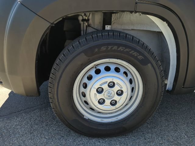 Used 2024 RAM ProMaster 2500 FWD image 26