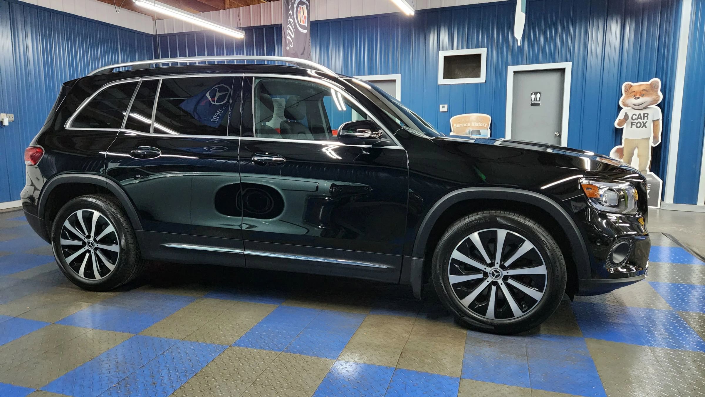 Used 2020 Mercedes-Benz GLB 250 4MATIC w/ Premium Package image 74