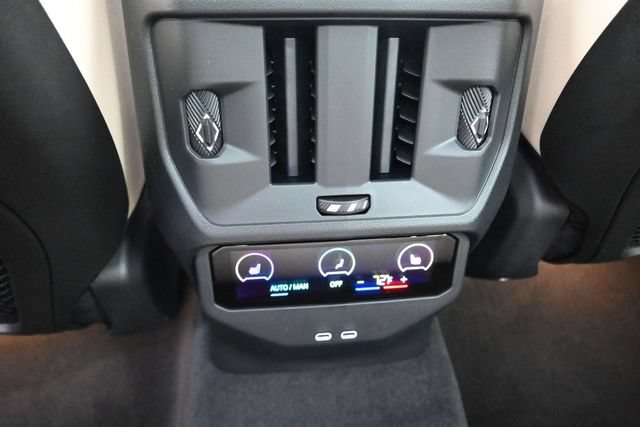 New 2026 BMW X3 xDrive30i w/ Convenience Package AWD/4WD image 16