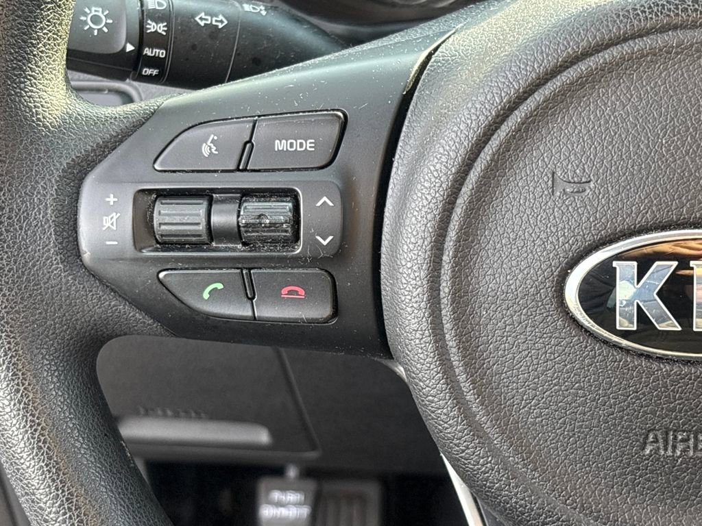 Used 2017 Kia Sorento LX image 18