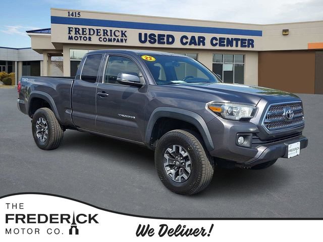 Used 2016 Toyota Tacoma TRD Off-Road w/ Towing Package AWD/4WD image 1