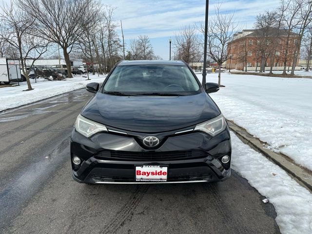 Used 2018 Toyota RAV4 XLE image 3