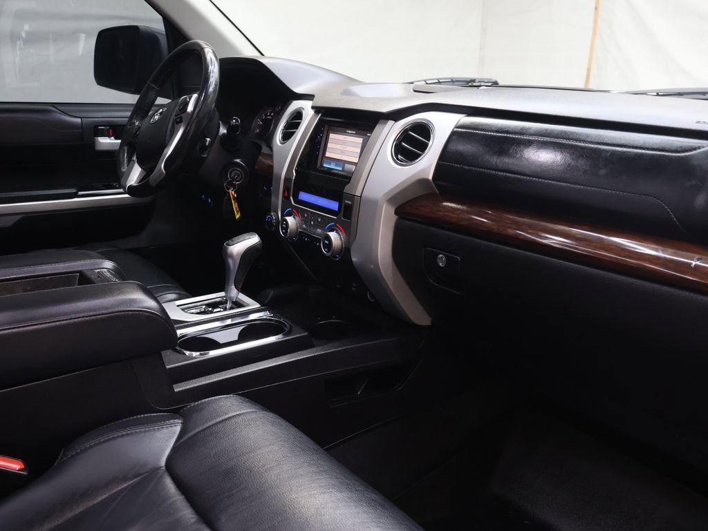 Used 2015 Toyota Tundra Limited w/ Limited Premium Package image 11