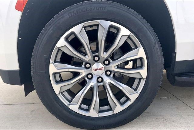 Used 2021 GMC Yukon Denali image 9