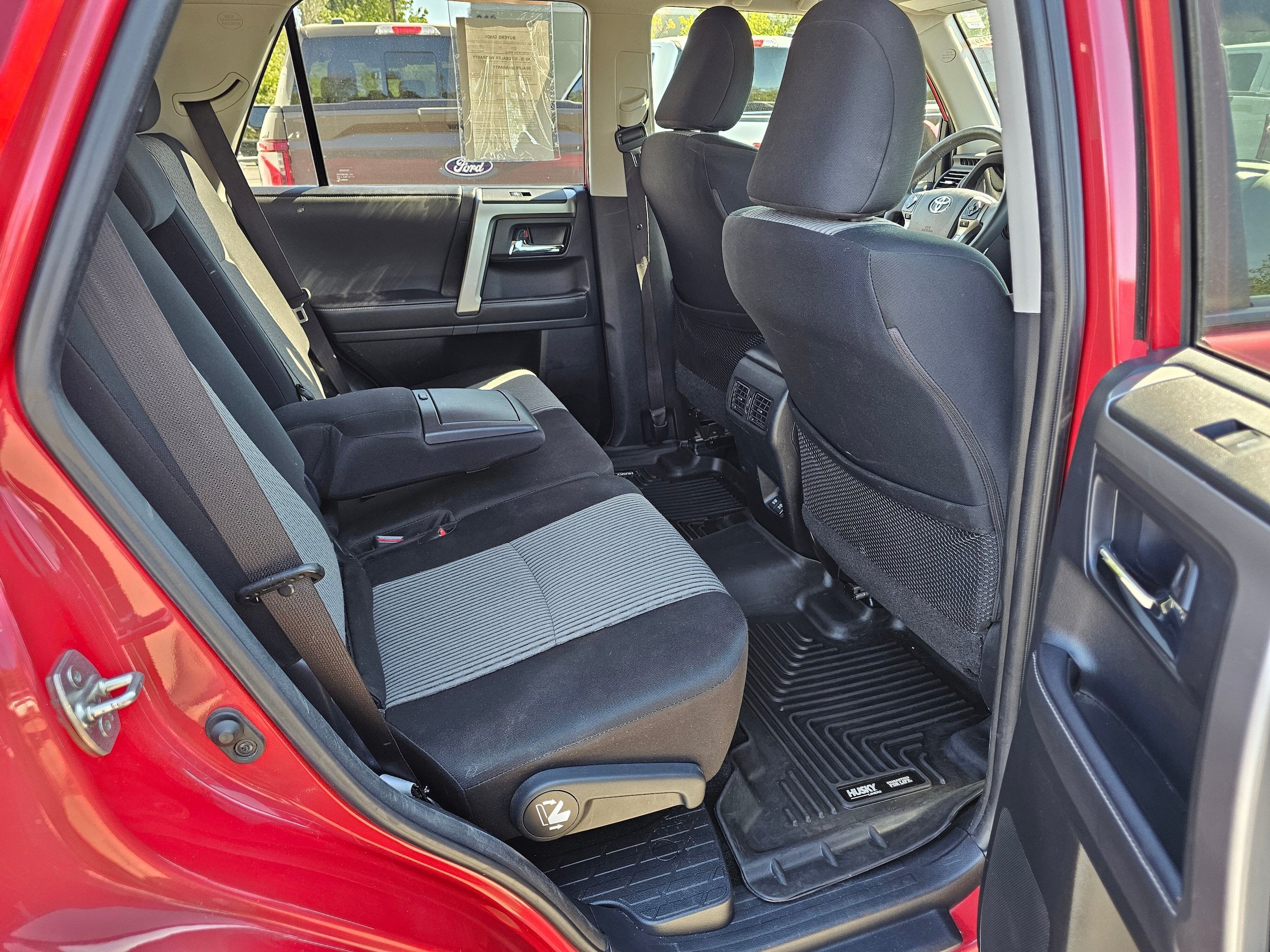 Used 2022 Toyota 4Runner SR5 AWD/4WD image 14