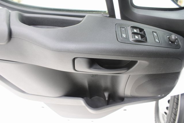 Used 2025 RAM ProMaster 2500 w/ Convenience Group image 12