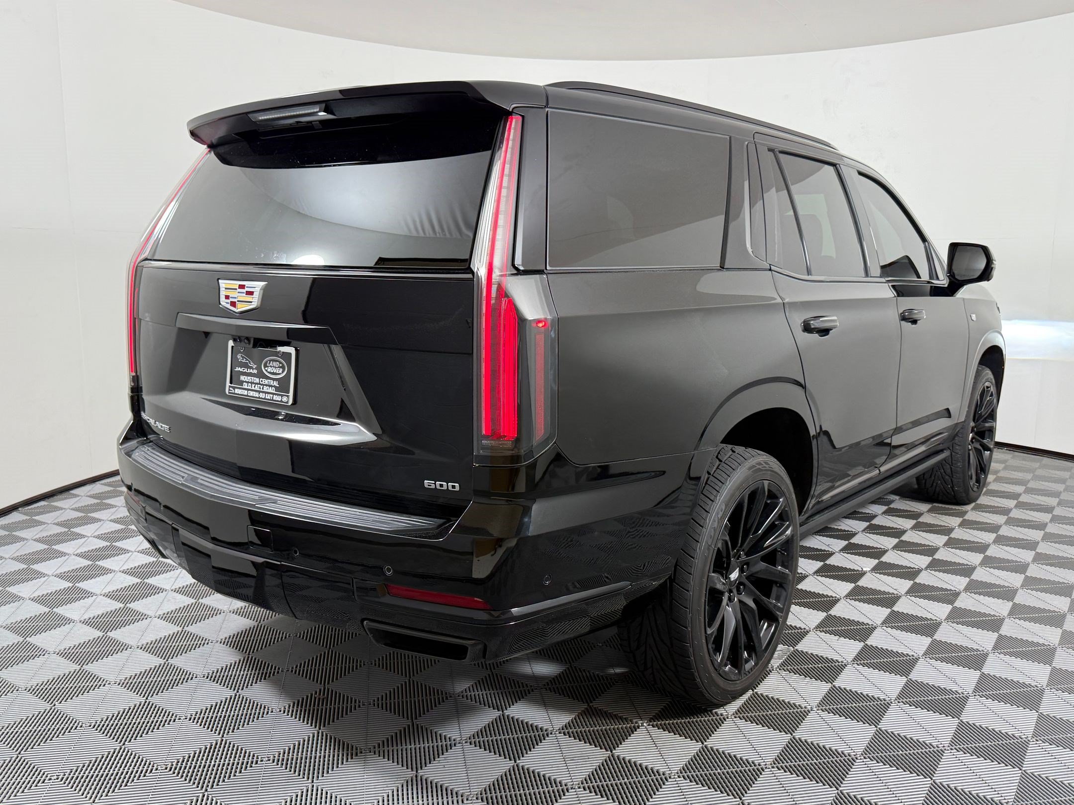 Used 2025 Cadillac Escalade Sport Platinum AWD/4WD image 9