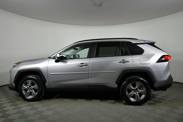 Used 2023 Toyota RAV4 LE image 16