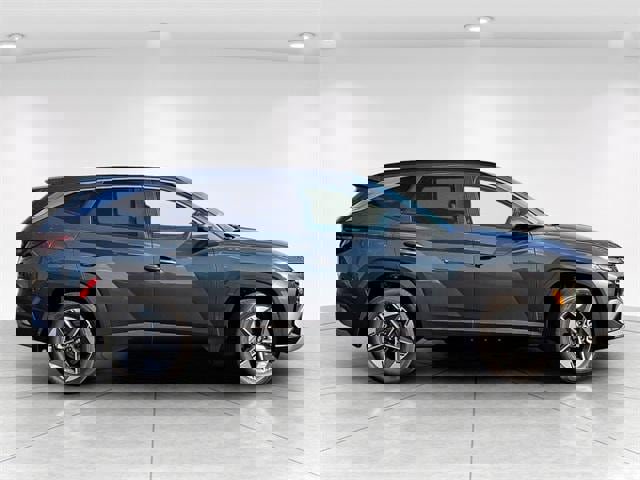 New 2025 Hyundai Tucson SEL image 2