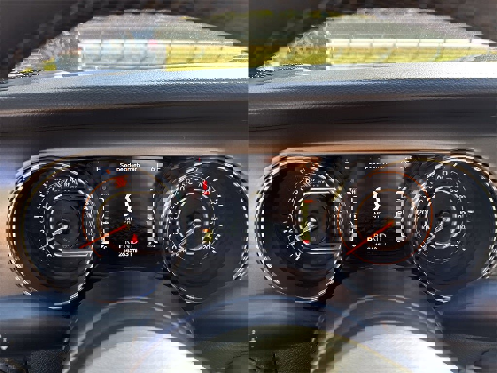 Used 2022 Jeep Wrangler Sport S image 16