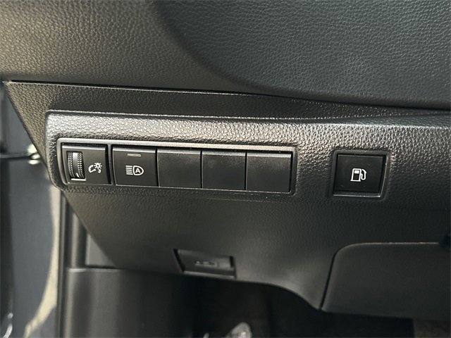 Certified 2024 Toyota Corolla LE image 27