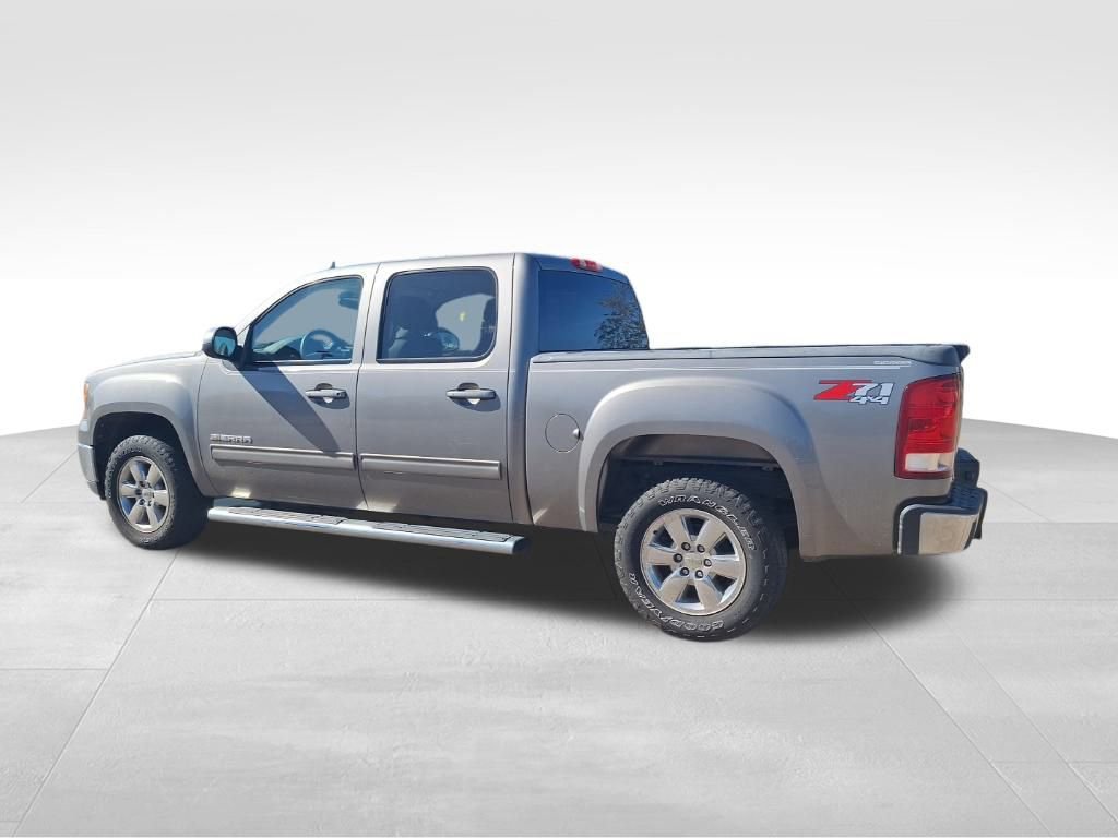 Used 2013 GMC Sierra 1500 SLT w/ Suspension Package, Off-Road image 17