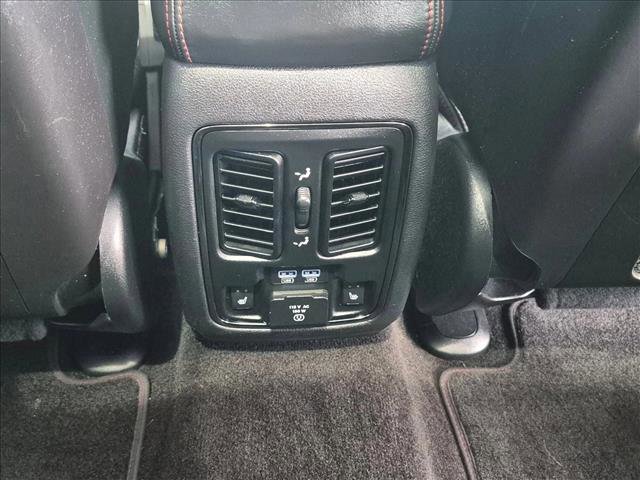 Used 2015 Jeep Grand Cherokee SRT w/ Quick Order Package 26J AWD/4WD image 15