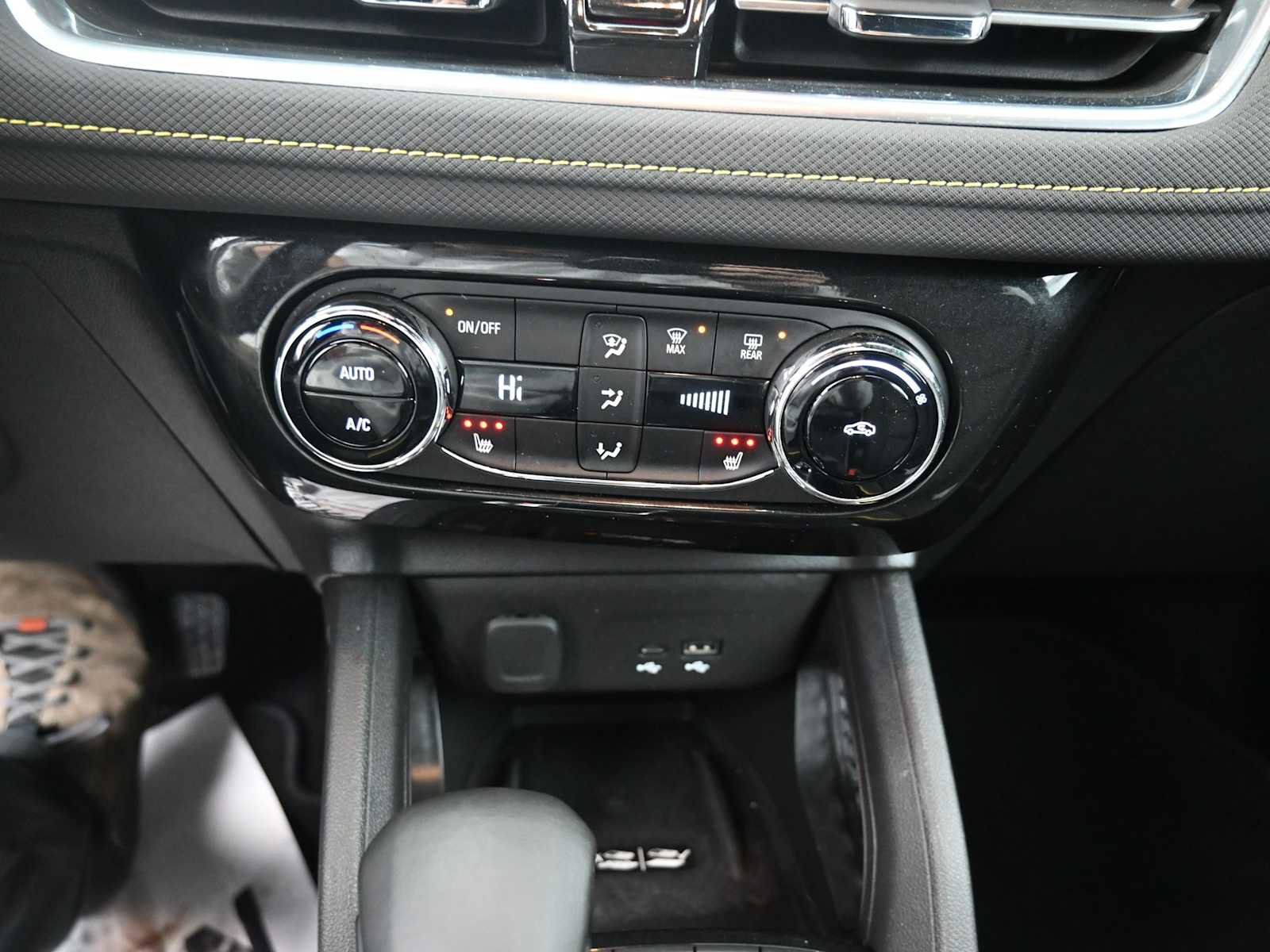 Used 2025 Chevrolet TrailBlazer ACTIV w/ Convenience Package AWD/4WD image 9
