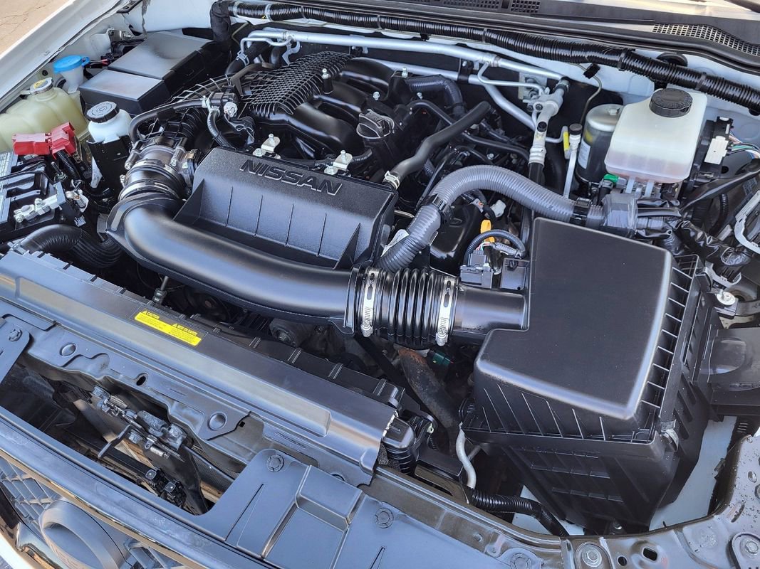 Used 2020 Nissan Frontier SV w/ Midnight Edition Floor Mats image 9