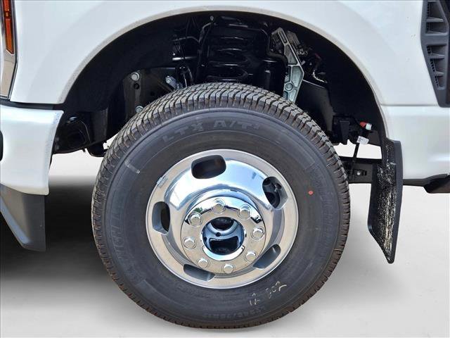 New 2026 Ford F350 Platinum image 10
