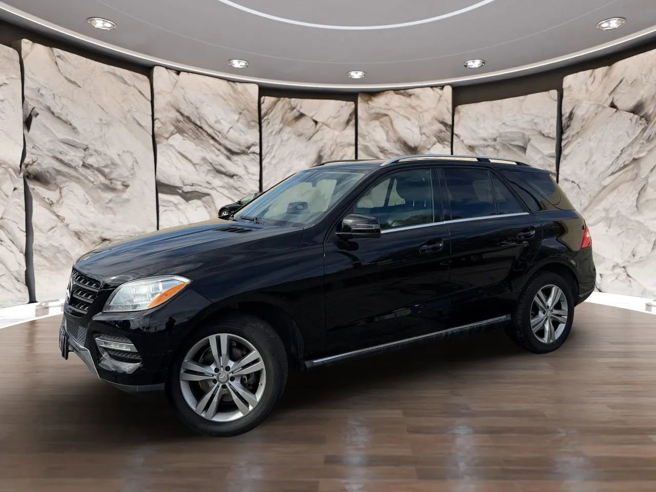 Used 2012 Mercedes-Benz ML 350 4MATIC image 3