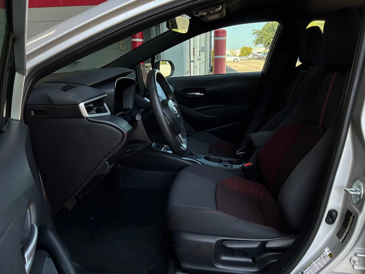 Used 2026 Toyota Corolla SE FWD image 10
