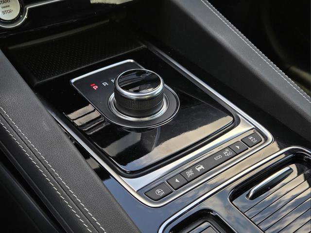 Used 2020 Jaguar F-PACE S image 17