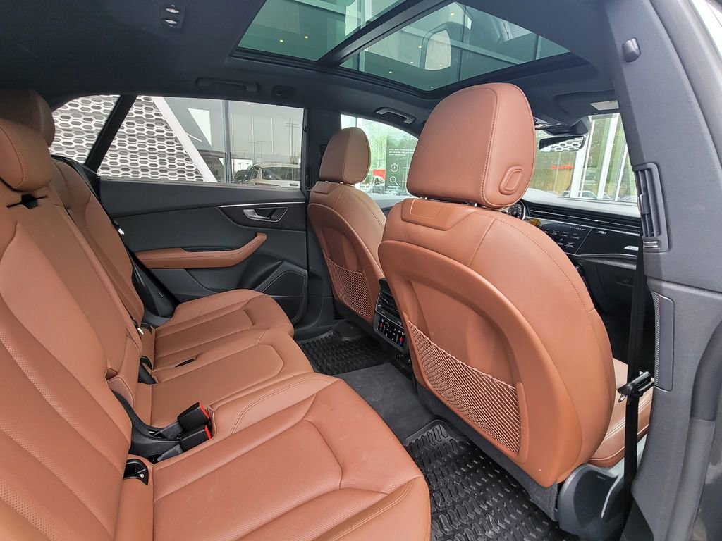 Used 2023 Audi Q8 Prestige AWD/4WD image 19