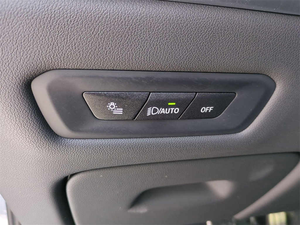 Certified 2024 BMW X6 xDrive40i w/ M Sport Professional Package image 18