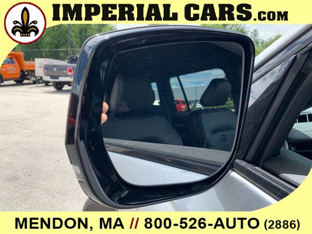 New 2025 Jeep Grand Cherokee Limited w/ Black Appearance Package image 8