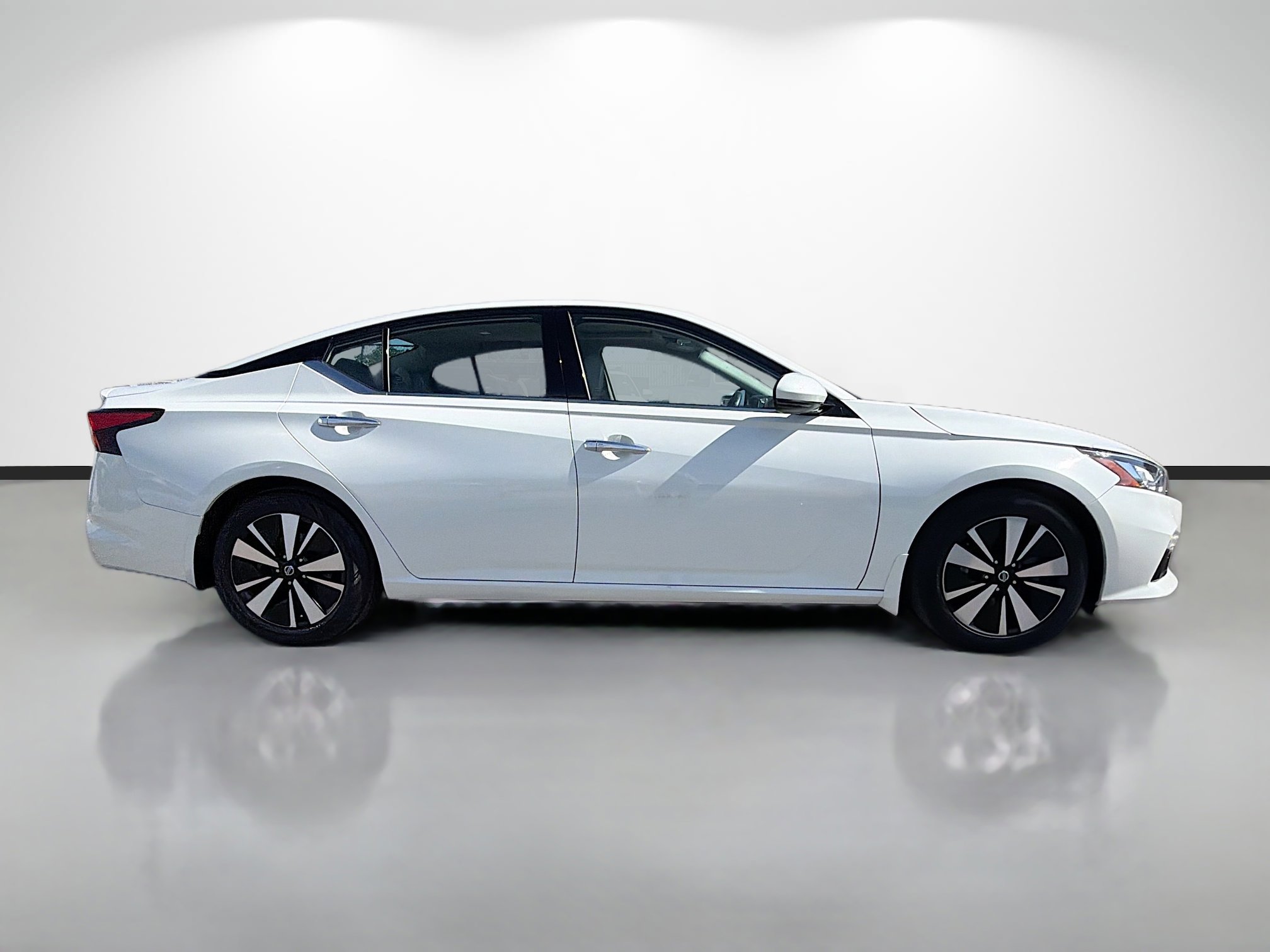 Used 2021 Nissan Altima 2.5 SL FWD image 6