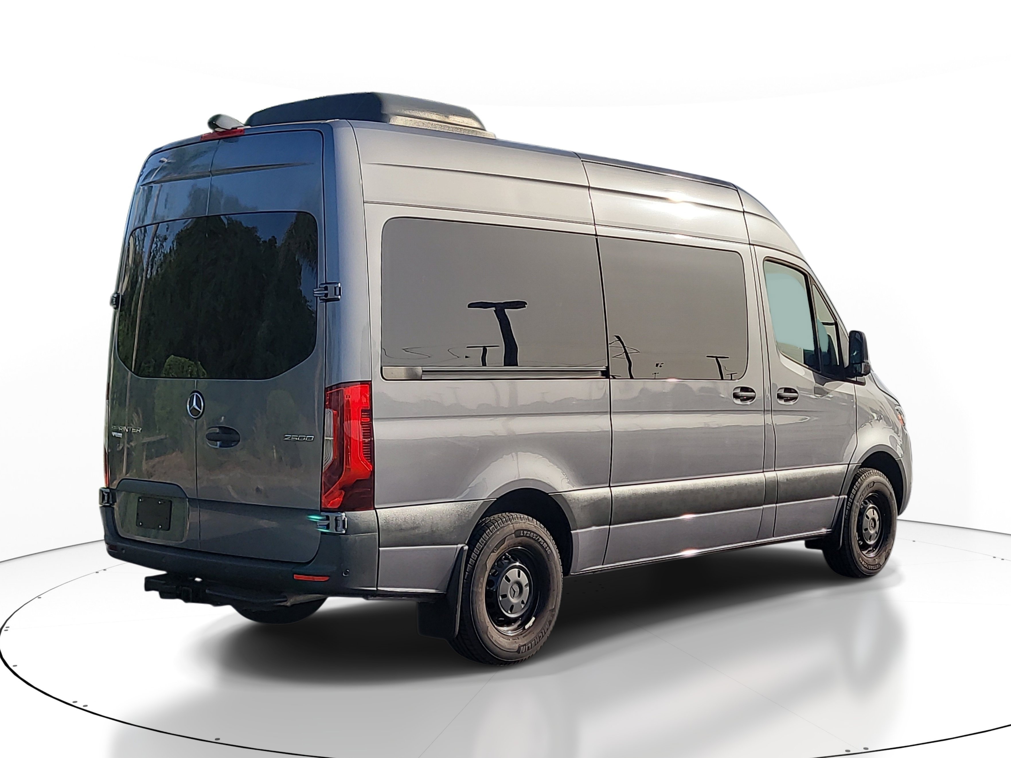 Used 2023 Mercedes-Benz Sprinter 2500 image 7