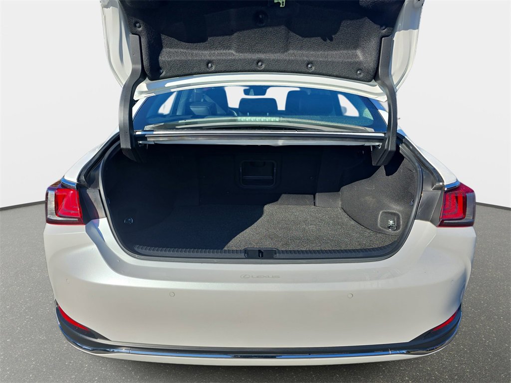 Used 2024 Lexus ES 250 w/ Premium Package image 12