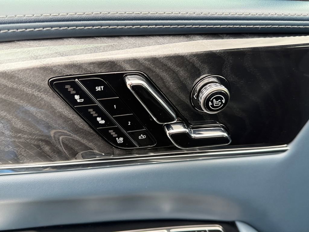Used 2025 Cadillac Escalade IQ Sport 2 image 10