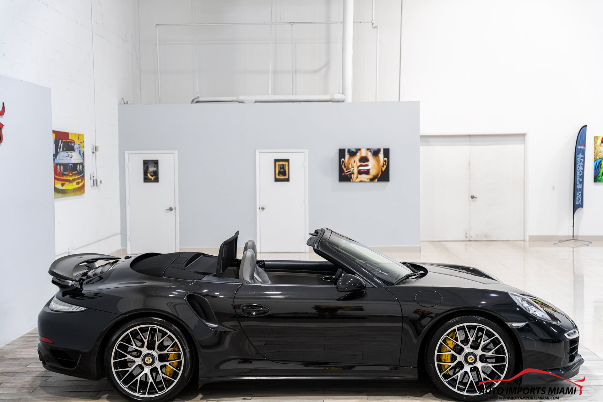 Used 2014 Porsche 911 Turbo S AWD/4WD image 23