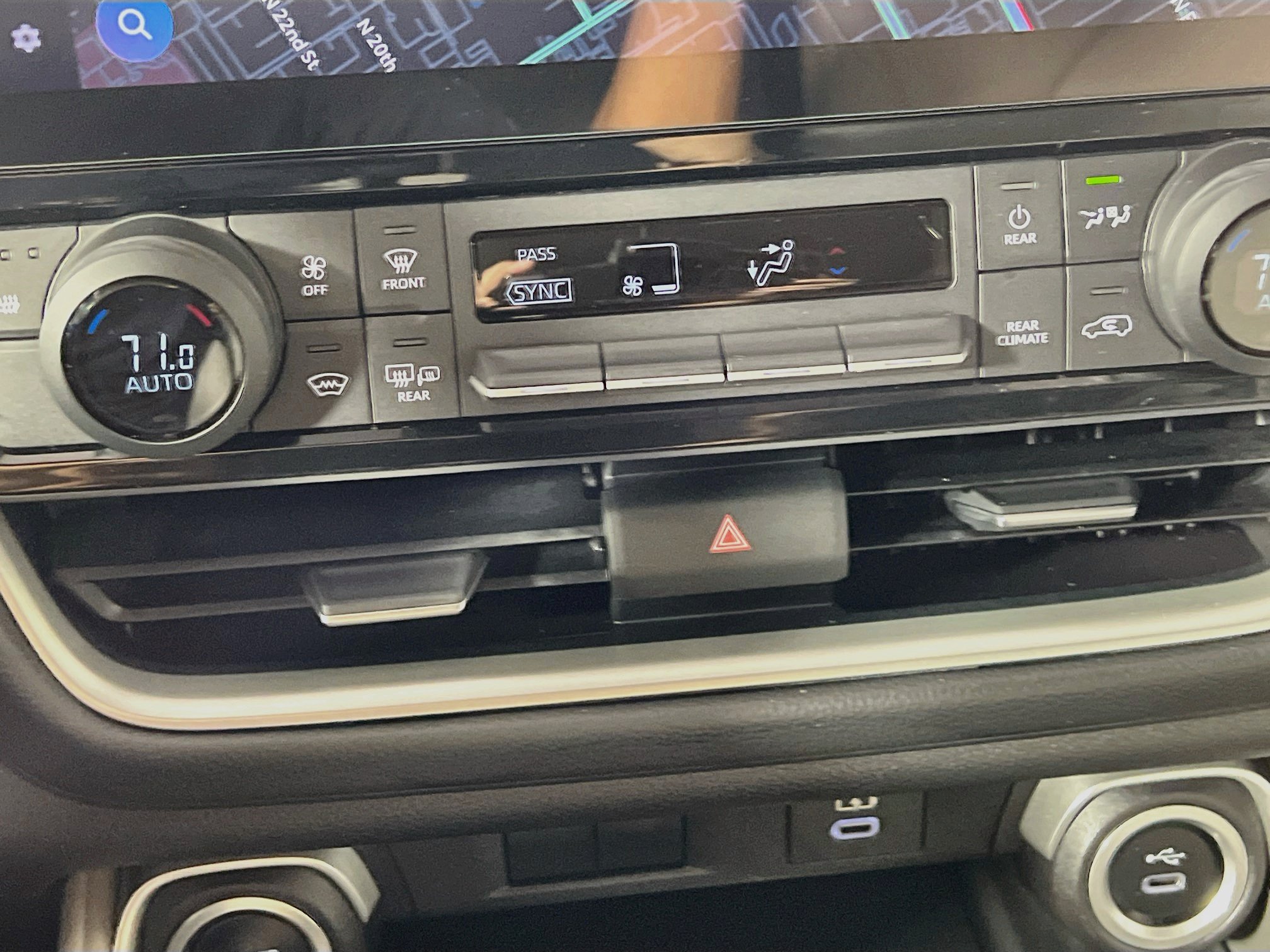 Used 2026 Toyota Grand Highlander AWD Hybrid image 26