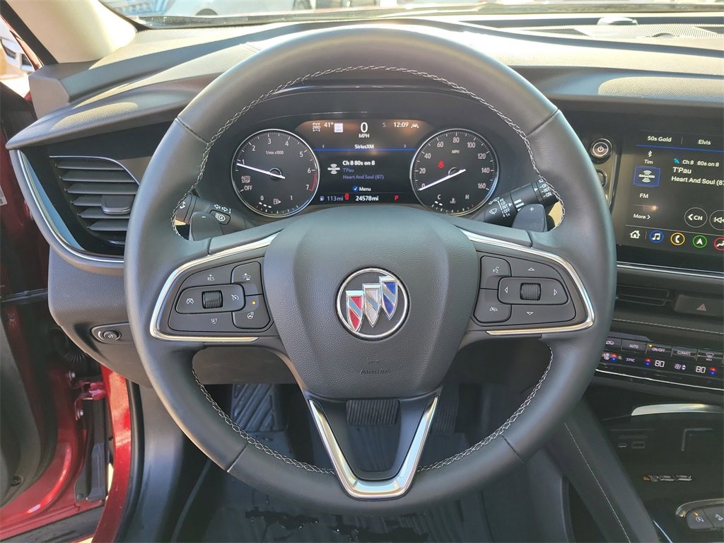 Used 2022 Buick Envision Avenir w/ Technology Package II image 25