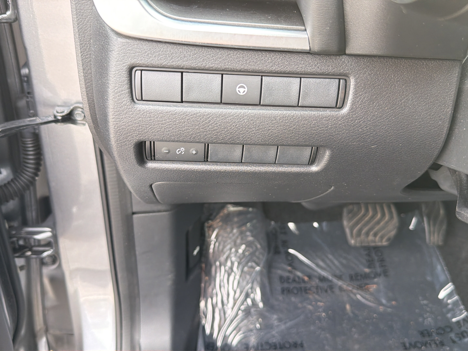 Certified 2021 Nissan Rogue SV FWD image 19
