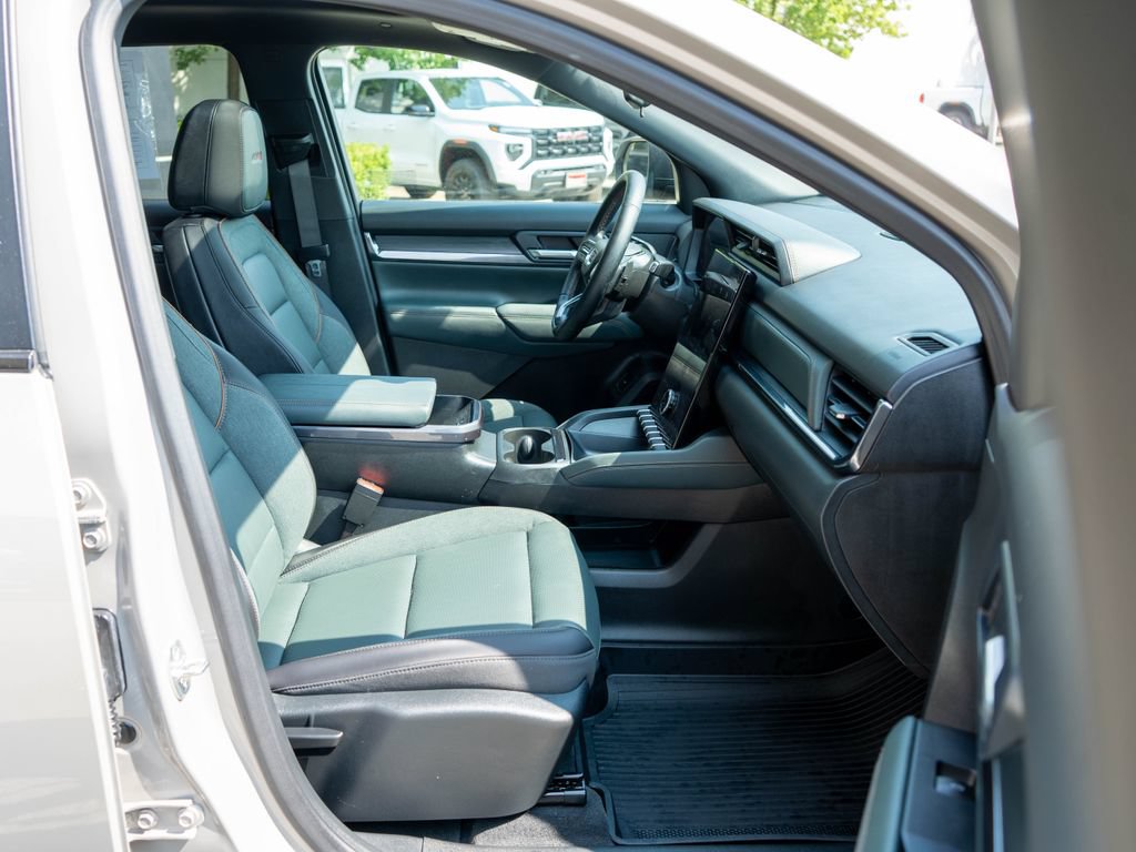 Certified 2026 GMC Terrain AT4 AWD/4WD image 10
