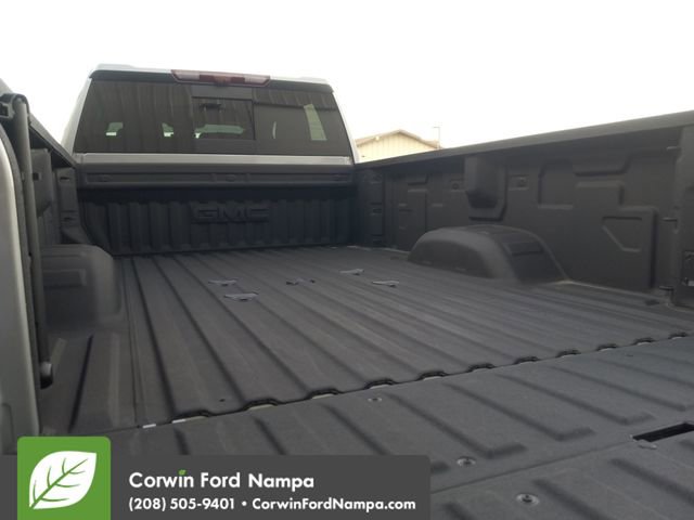 Used 2025 GMC Sierra 3500 Denali w/ Denali Reserve Package AWD/4WD image 29