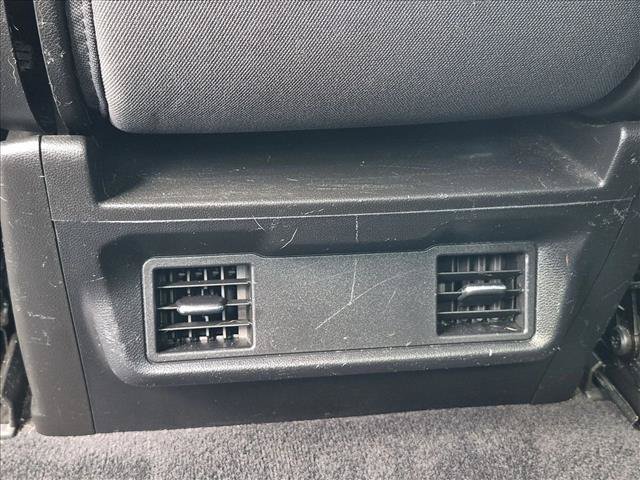 Used 2020 Chevrolet Silverado 1500 Custom w/ Custom Value Package RWD image 16