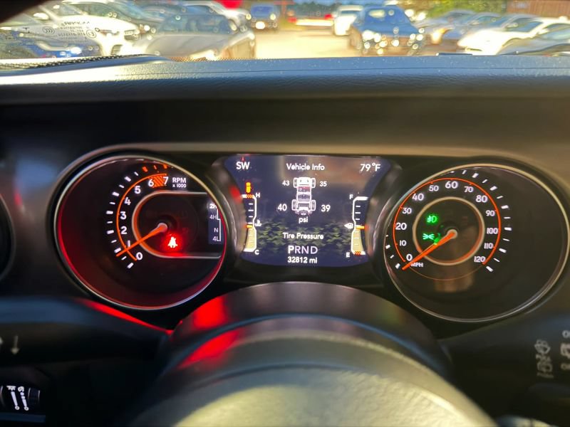 Used 2021 Jeep Wrangler Sport AWD/4WD image 25