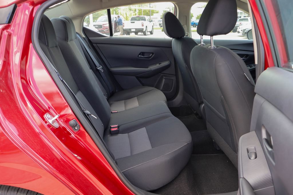 Certified 2025 Nissan Sentra SV image 10