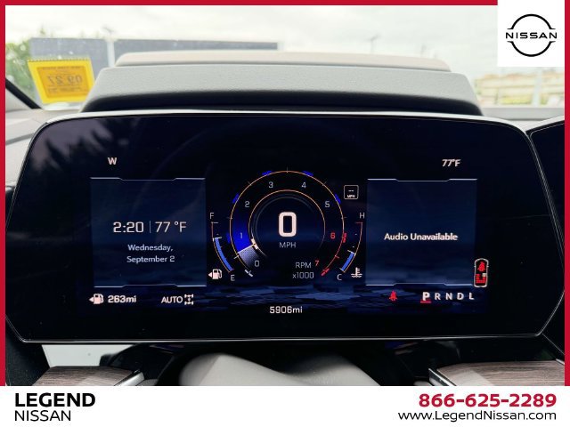 Used 2025 Chevrolet Suburban Premier AWD/4WD image 37