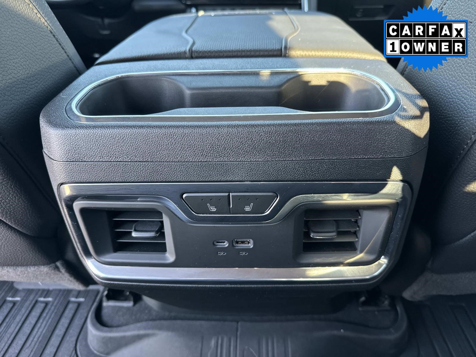 Used 2024 GMC Sierra 2500 Denali w/ Denali Reserve Package image 21