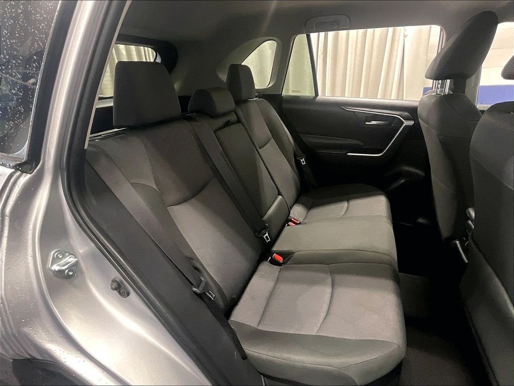 Certified 2025 Toyota RAV4 XLE AWD/4WD image 16