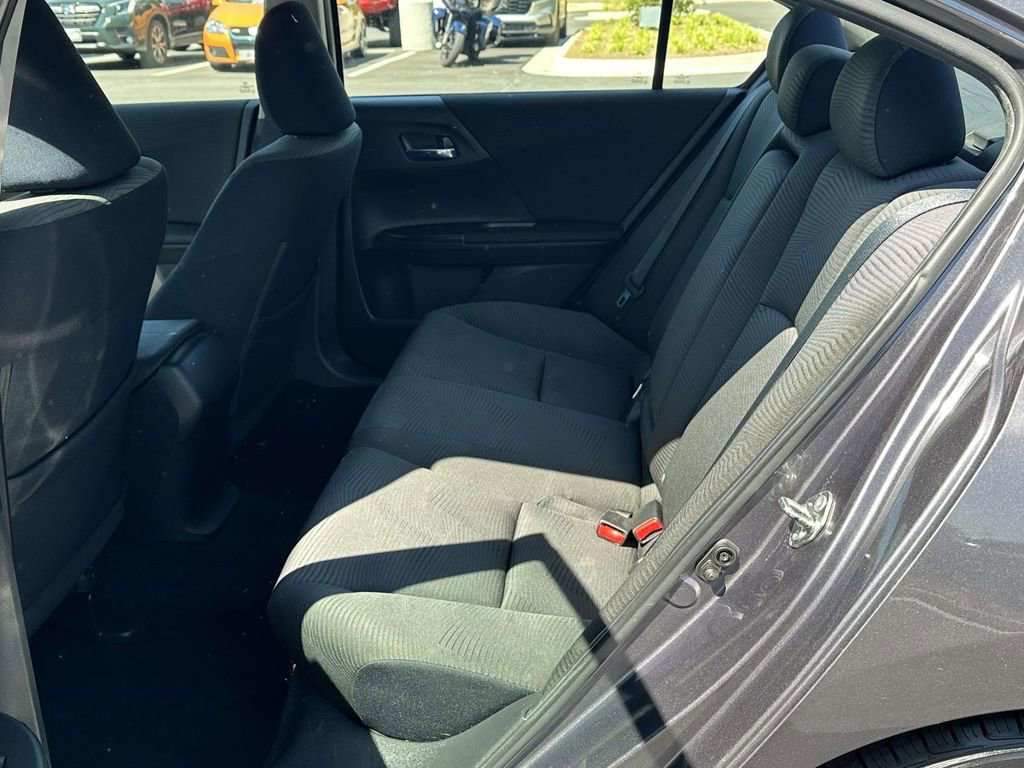Used 2015 Honda Accord LX image 9