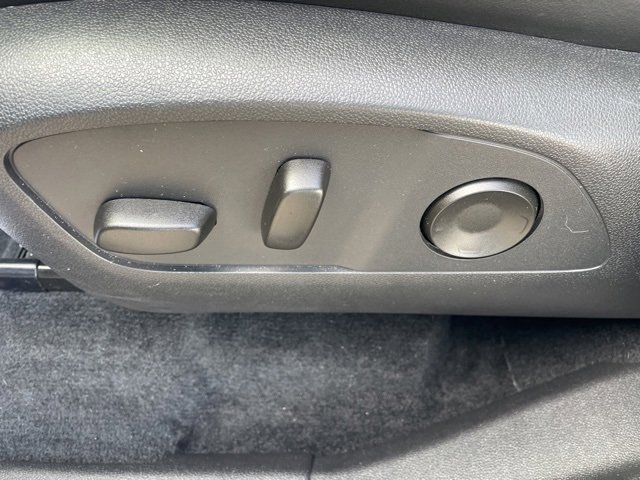 Used 2025 Buick Enclave Preferred image 16